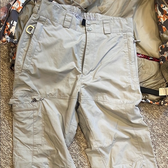 Quicksilver ski/snowboard jacket and pants - Picture 2 of 3